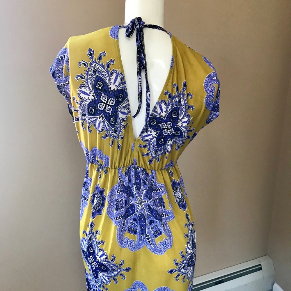 Dress - Picture 3 of 3
